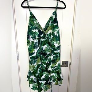 Fashion nova 1X tropical mini summer dress.